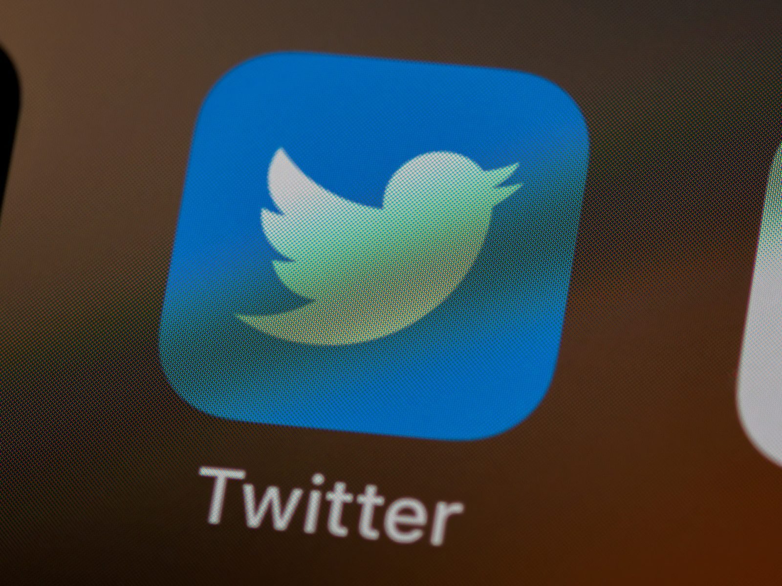 Balenciaga quit Twitter amid exodus under Musk
